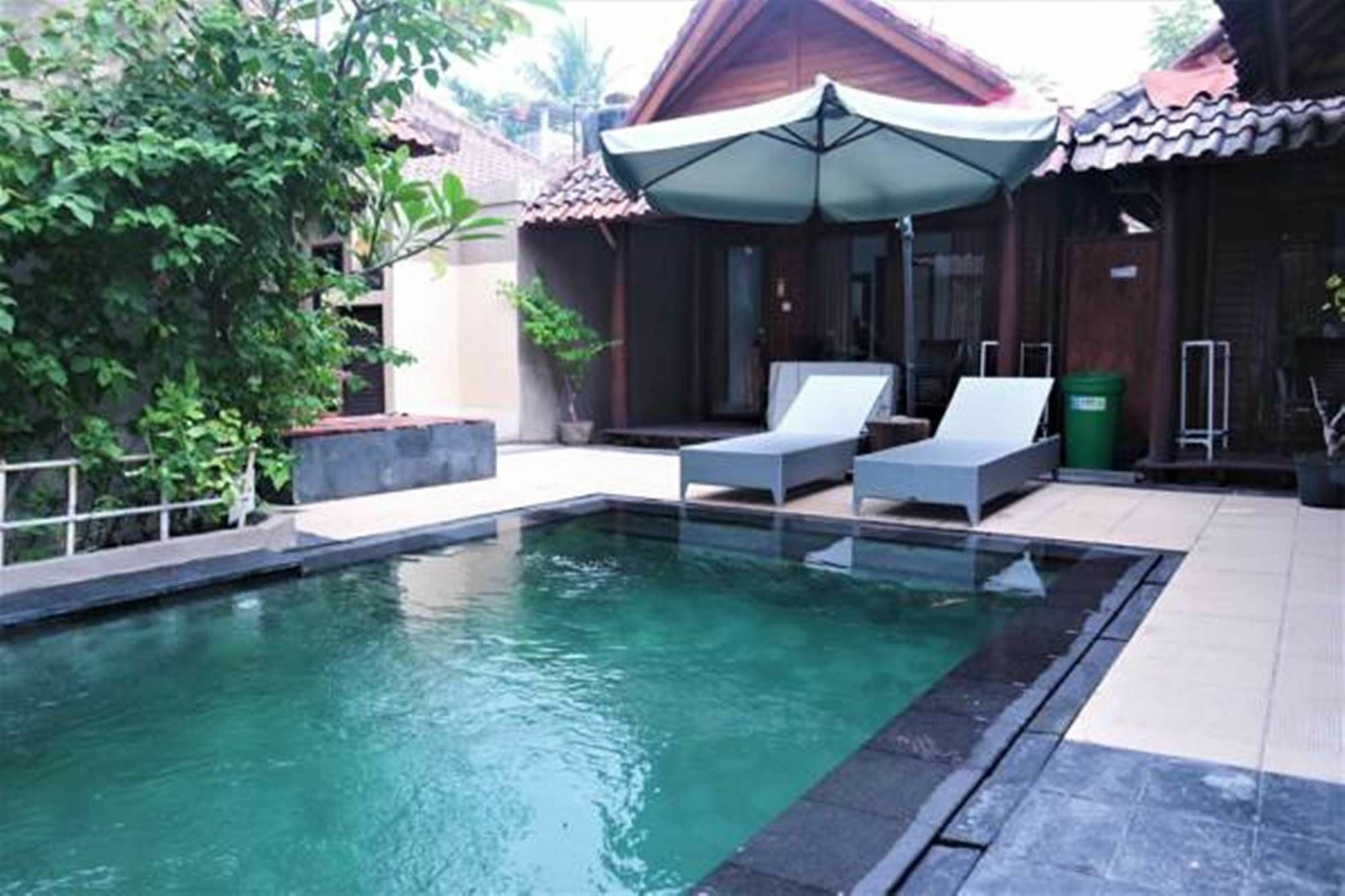 Drupadi Bungalows Gili Trawangan Exterior photo